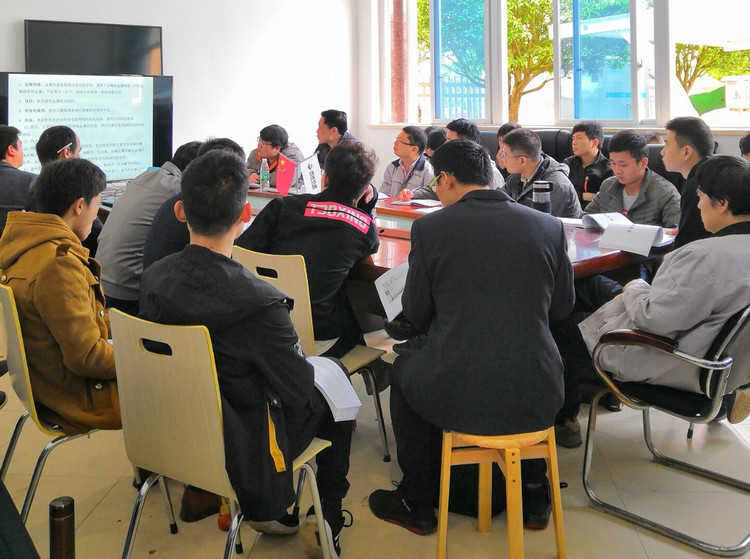 湖南j9国际集团特瓷持续发展在人员工培训